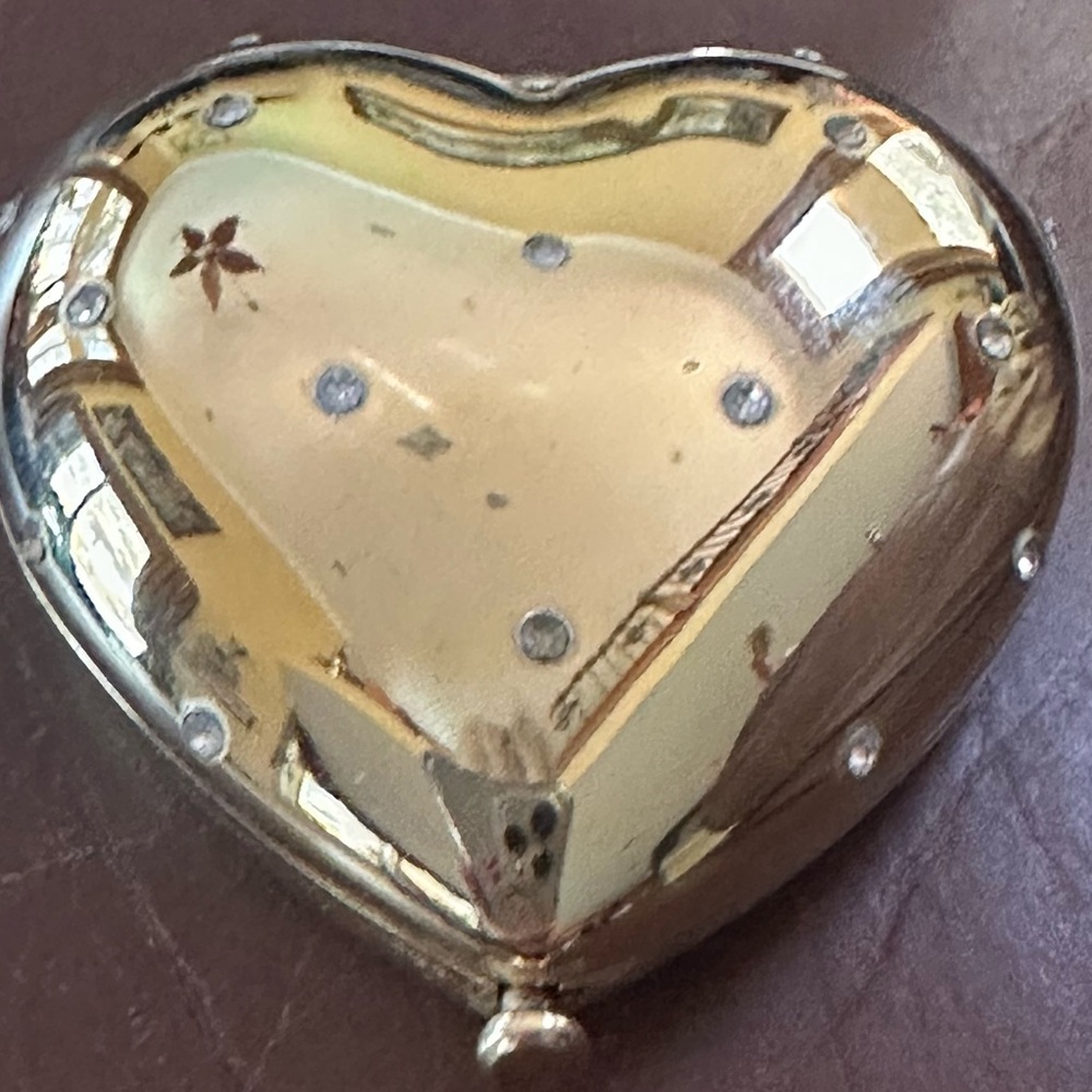 Estée Lauder mirror and loose powder holder